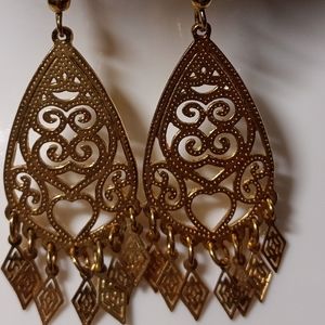 Teardrop Fan Style Earrings